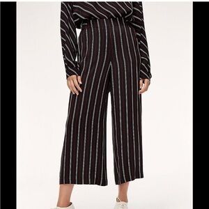 Aritzia Wilfred Faun wide leg crop pant Sz Small